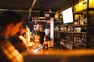 PLAN cocktail bar & street food